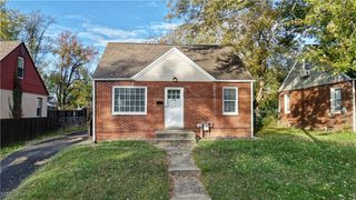 1749 16th, Massillon, OH 44646