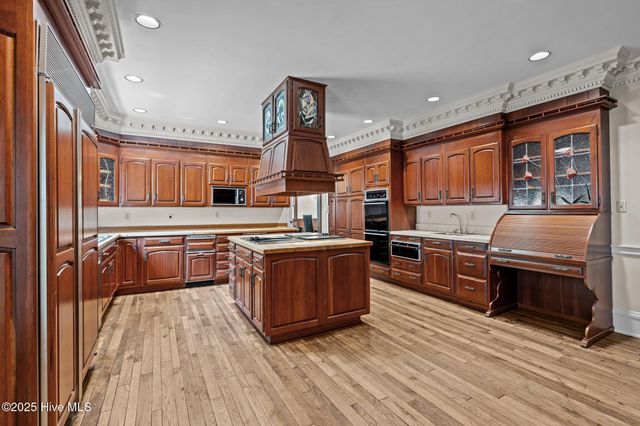130 Harbour Drive, Hubert, NC 28539