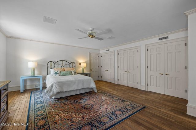 130 Harbour Drive, Hubert, NC 28539