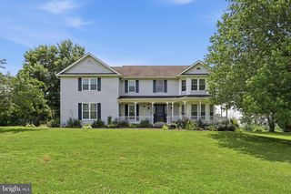 325 E MOUNTAIN RD, Knoxville, MD 21758