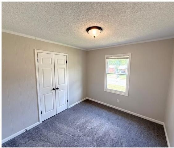 2011 LAURETTA AVE, Memphis, TN 38127