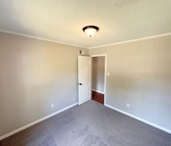 2011 LAURETTA AVE, Memphis, TN 38127