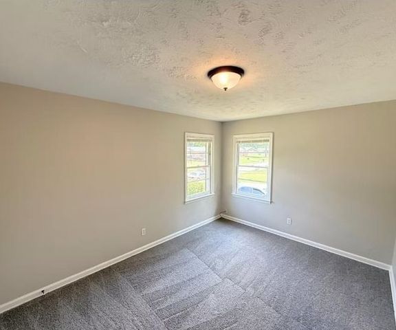 2011 LAURETTA AVE, Memphis, TN 38127