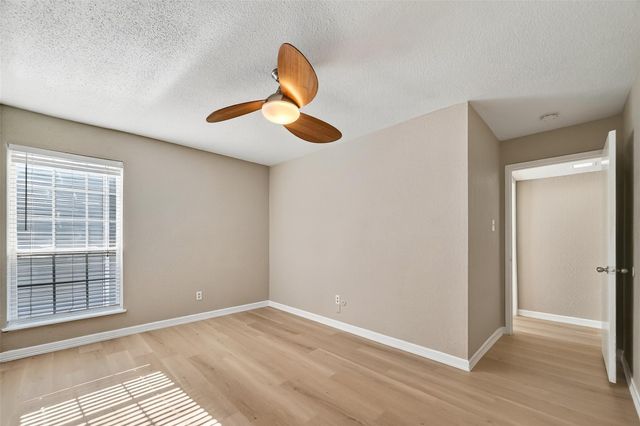 781 Country Place Drive 2054, Houston, TX 77079