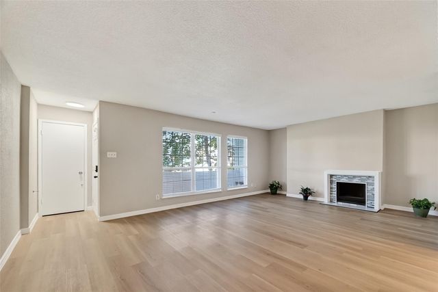 781 Country Place Drive 2054, Houston, TX 77079