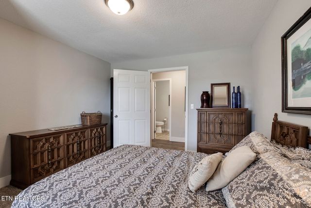 350 E Walnut St, Madisonville, TN 37354