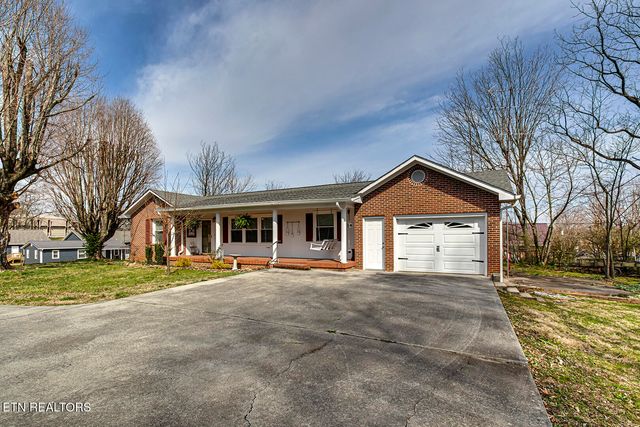 350 E Walnut St, Madisonville, TN 37354