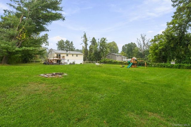 21 Pulling Road, Lagrangeville, NY 12540
