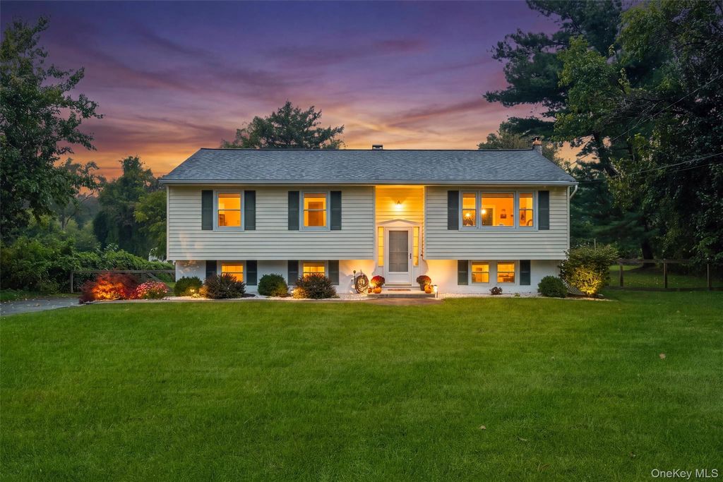21 Pulling Road, Lagrangeville, NY 12540