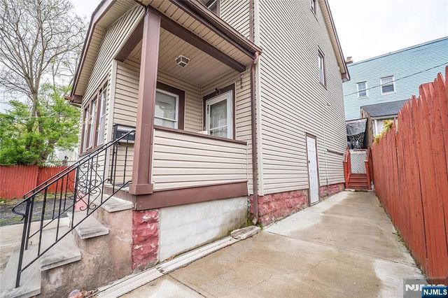 25-27 Goodwin Avenue, Newark, NJ 07112
