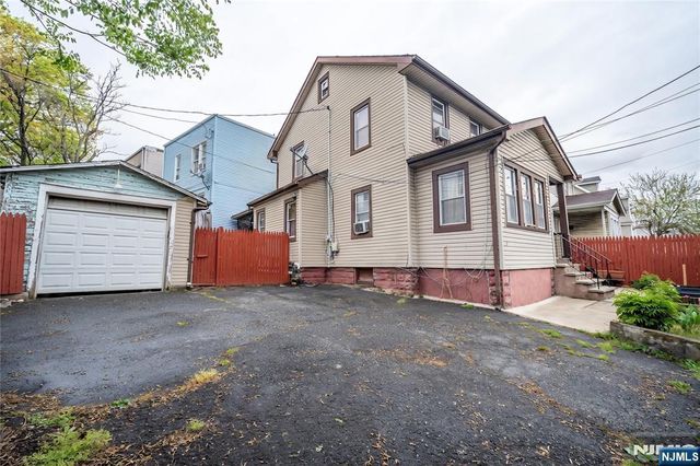 25-27 Goodwin Avenue, Newark, NJ 07112