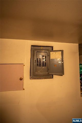 25-27 Goodwin Avenue, Newark, NJ 07112