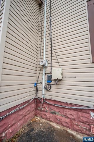 25-27 Goodwin Avenue, Newark, NJ 07112