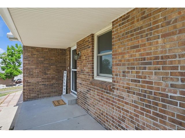 16162 Hi Land Cir, Brighton, CO 80602