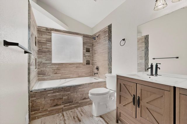 6205 Coppice Drive NW, Albuquerque, NM 87120