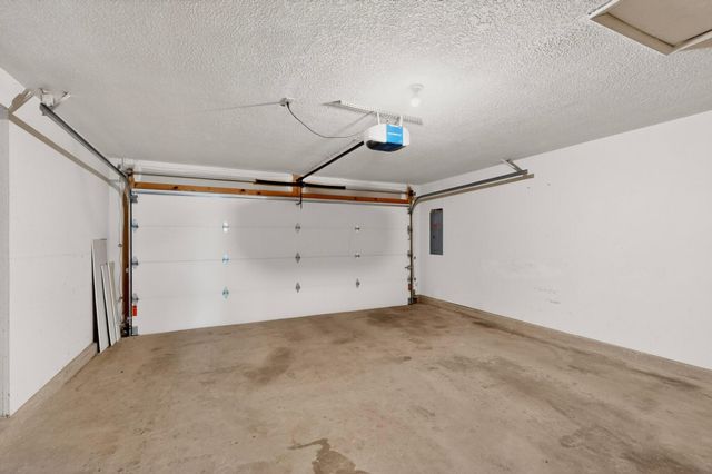 6205 Coppice Drive NW, Albuquerque, NM 87120