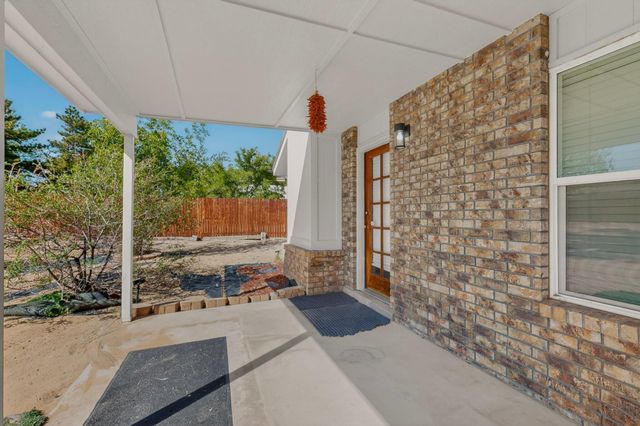 6205 Coppice Drive NW, Albuquerque, NM 87120