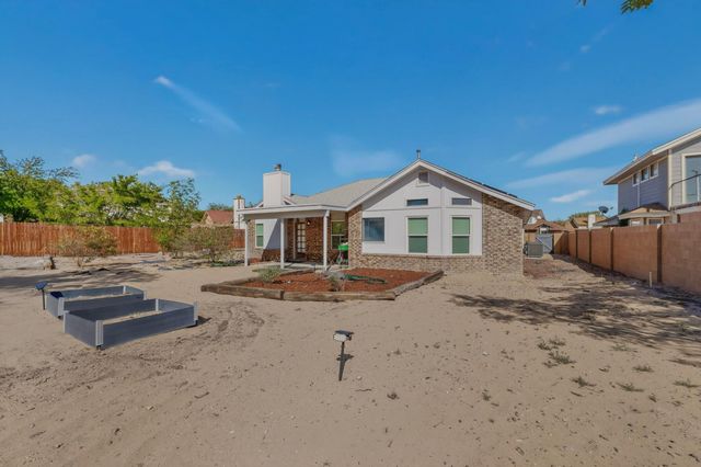 6205 Coppice Drive NW, Albuquerque, NM 87120