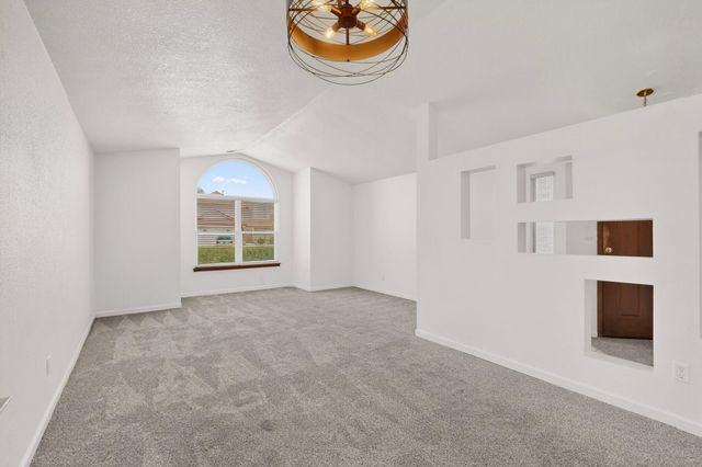 6205 Coppice Drive NW, Albuquerque, NM 87120