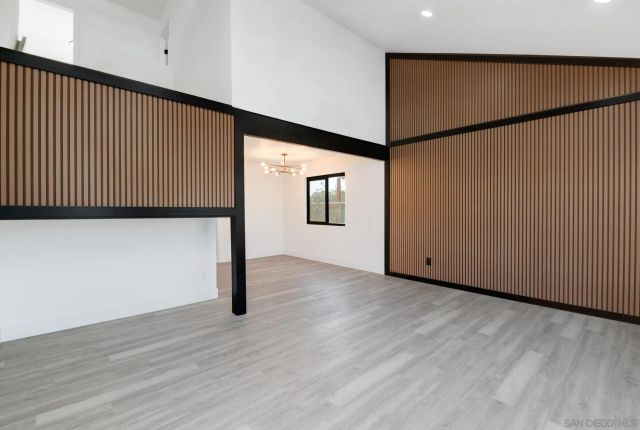 6035 Harps Ct, San Diego, CA 92114