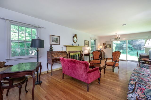 242 Tophet Road, Roxbury, CT 06783