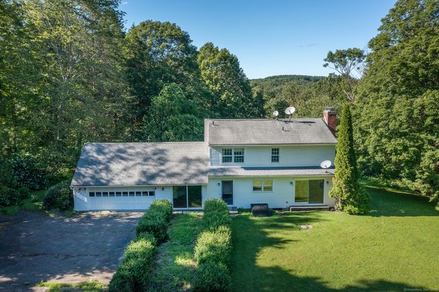 242 Tophet Road, Roxbury, CT 06783