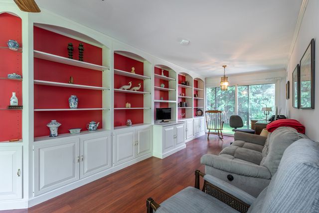 242 Tophet Road, Roxbury, CT 06783