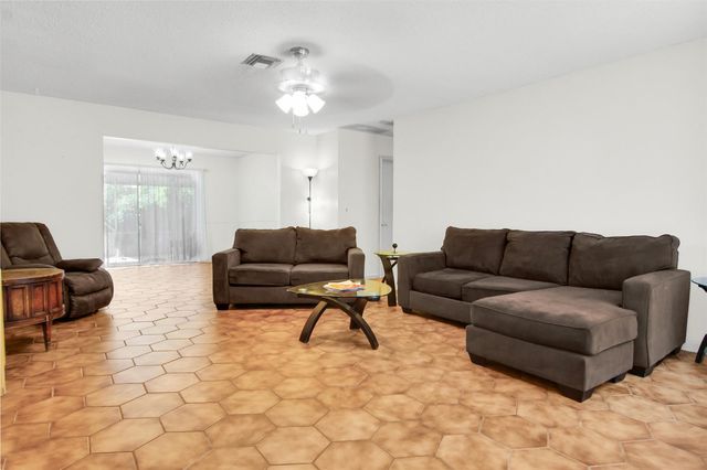 3079 Indian Trail, Lake Worth, FL 33462