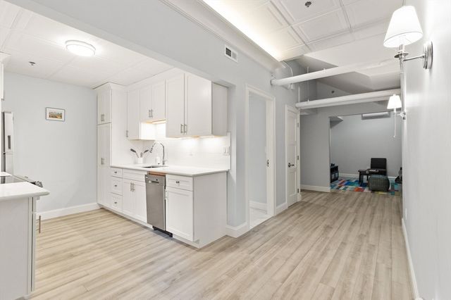 131 Park Drive G3, Boston, MA 02215