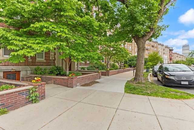 131 Park Drive G3, Boston, MA 02215