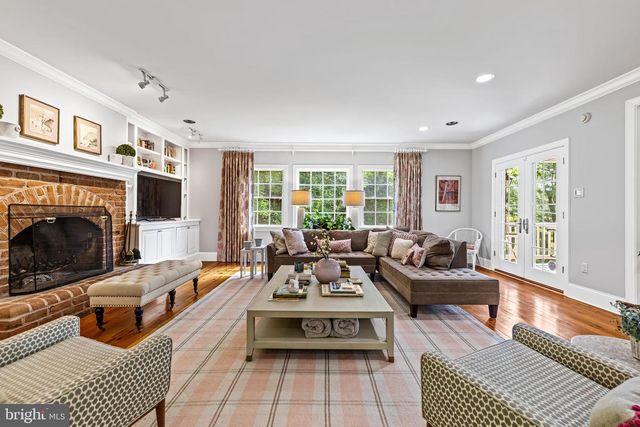 2628 GREENSPRING VALLEY RD, Owings Mills, MD 21117