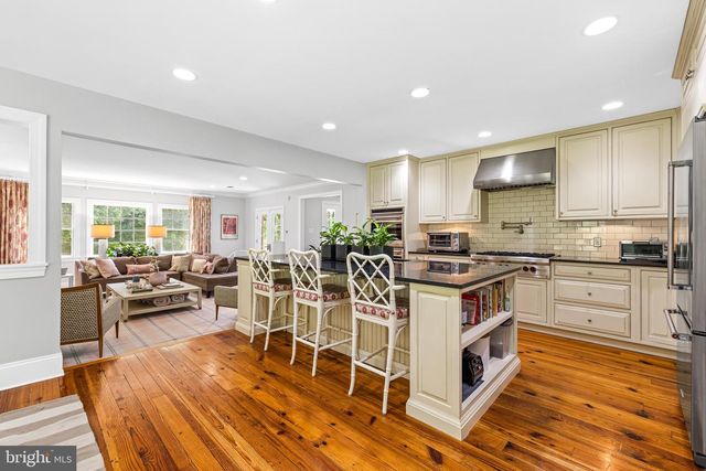 2628 GREENSPRING VALLEY RD, Owings Mills, MD 21117