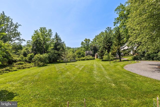 2628 GREENSPRING VALLEY RD, Owings Mills, MD 21117