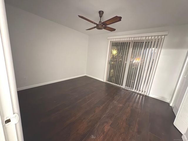 9 Patricia Road E, Bridgeport, CT 06606