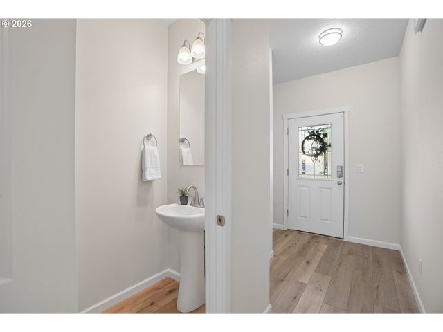 1927 Se 113TH Ct, Vancouver, WA 98664