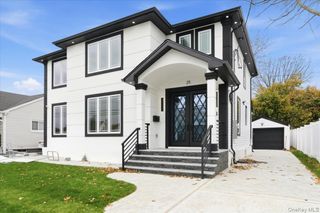 25 Countisbury Avenue, Valley Stream, NY 11580