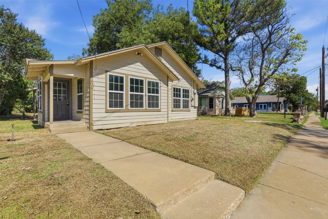 205 Olive Street, Cleburne, TX 76031