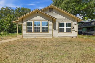 205 Olive Street, Cleburne, TX 76031
