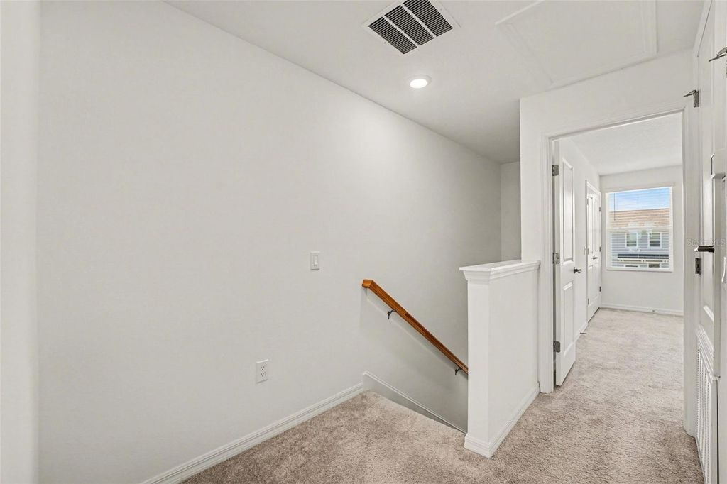 Image 28 of property listing at 2037 VIEWFINDER STREET, Kissimmee, FL 34758