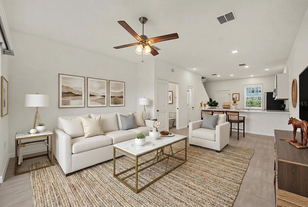 Image 5 of property listing at 2037 VIEWFINDER STREET, Kissimmee, FL 34758