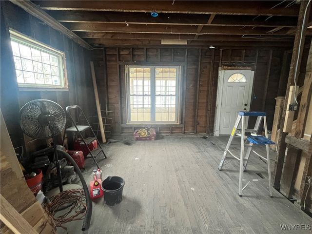 2936 Mckoon Avenue, Niagara Falls, NY 14305