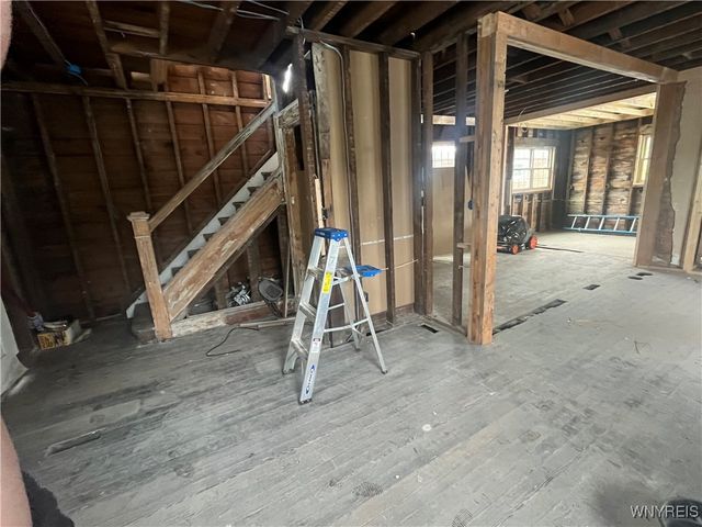 2936 Mckoon Avenue, Niagara Falls, NY 14305