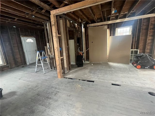 2936 Mckoon Avenue, Niagara Falls, NY 14305