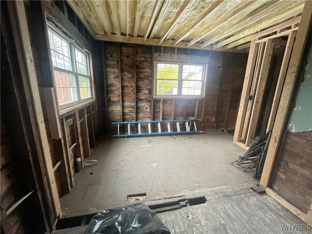 2936 Mckoon Avenue, Niagara Falls, NY 14305