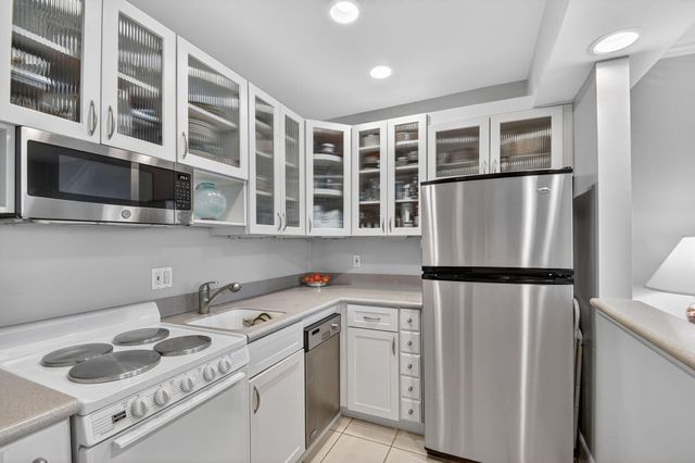 5505 N Ocean Boulevard 13-204, Ocean Ridge, FL 33435