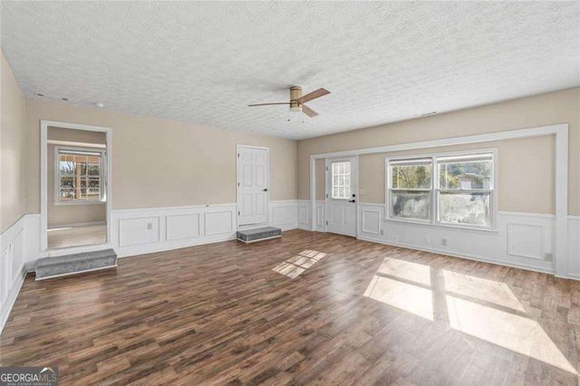 599 Honey Creek Road SE, Conyers, GA 30094