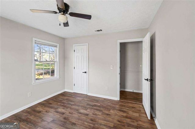 599 Honey Creek Road SE, Conyers, GA 30094