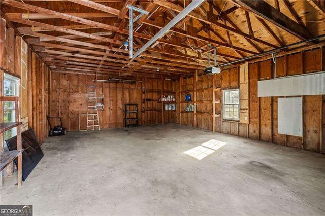 599 Honey Creek Road SE, Conyers, GA 30094