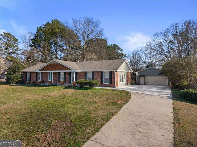 599 Honey Creek Road SE, Conyers, GA 30094