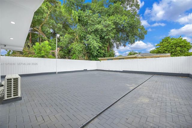 4430 NW 23rd Ave, Miami, FL 33142